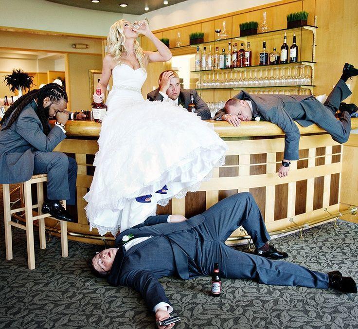 20 Wedding Photos Thatll Make You Laugh Fanphobia Celebrities Database